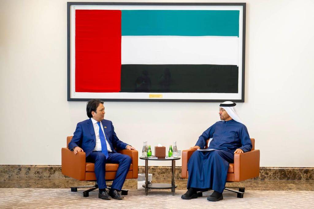 أحمد الصايغ يبحث تعزيز العلاقات مع نائب رئيس وزراء منغوليا