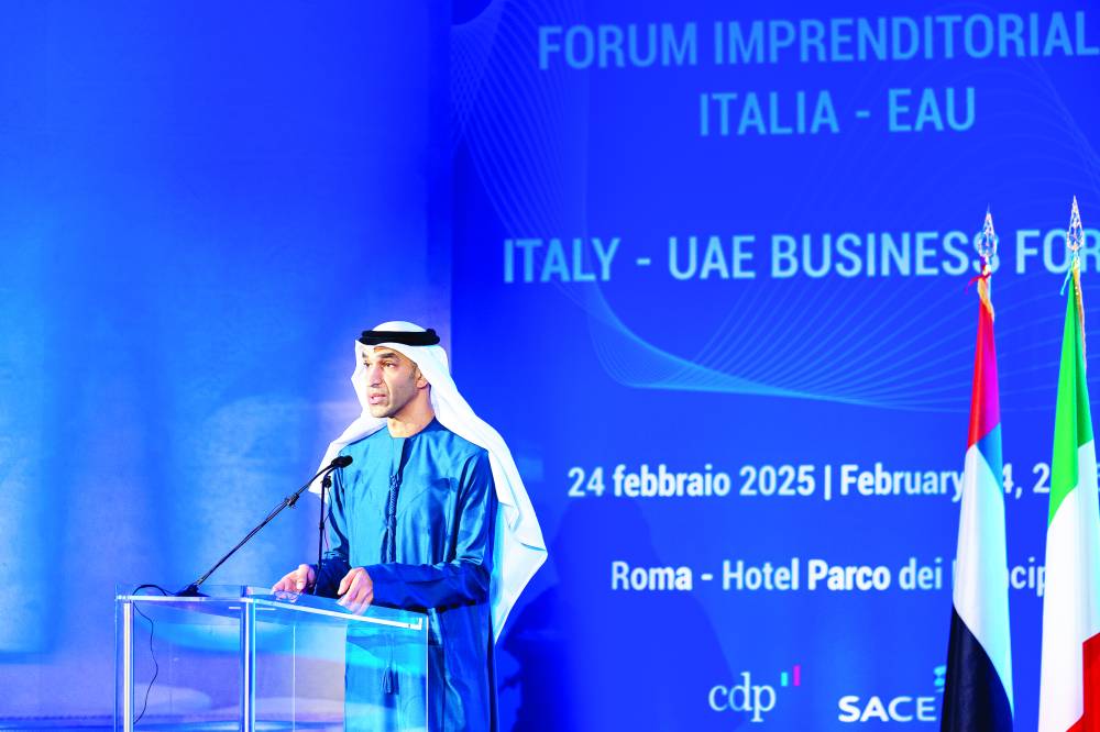 ثاني الزيودي متحدثاً بمنتدى الأعمال الإماراتي - الإيطالي
