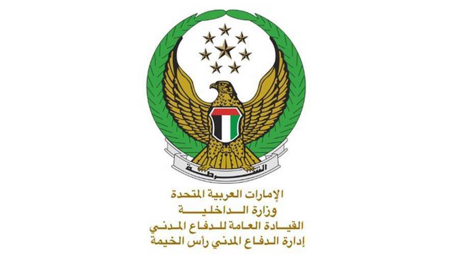 مدير «دفاع مدني رأس الخيمة» يشارك في توزيع الإفطار