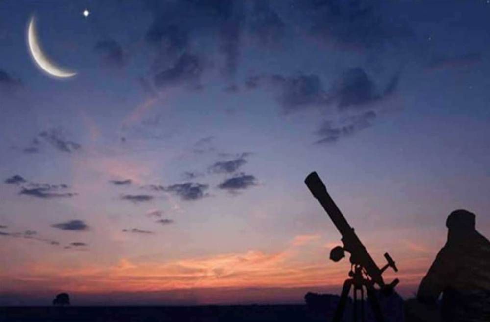 الكشف عن موعد عيد الفطر فلكياً في الإمارات