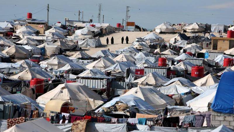 العراق يسترد أكثر من 150 أسرة من مخيم الهول في سوريا