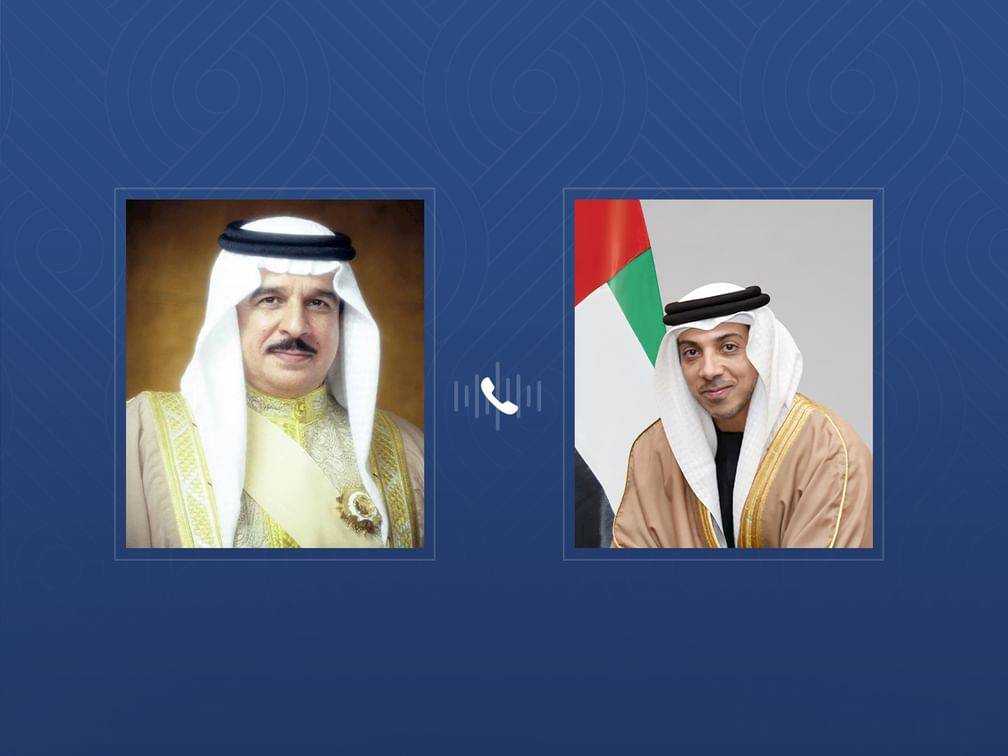 منصور بن زايد يهنئ ملك البحرين بنجاح إطلاق القمر الصناعي «المنذر»