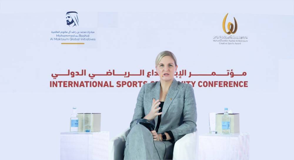 كيرستي تتحدث في مؤتمر الإبداع الرياضي