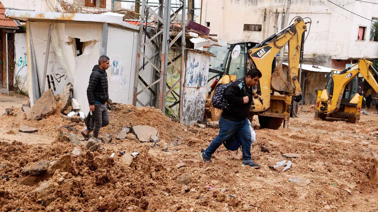 عشرات آلاف النازحين يفتقرون للخدمات الأساسية في الضفة الغربية