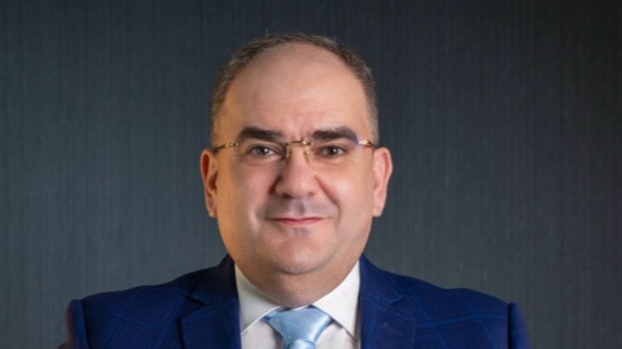 
د. أحمد الخطيب استشاري طب الأسرة مستشفى الزهراء دبي
