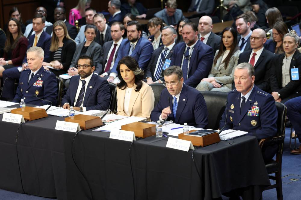 الديمقراطيون يطالبون مسؤولي ترامب بالاستقالة بعد تسريب أمني