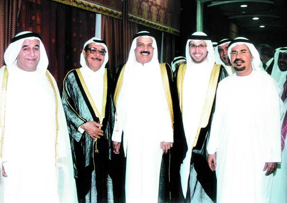 خلفان الرومي.. قامة وطنية خالدة في ذاكرة الإمارات