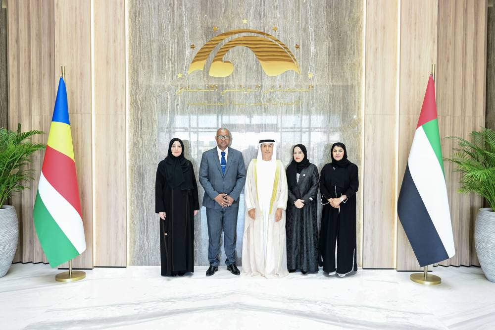 لجنة الصداقة البرلمانية الإماراتية الإفريقية تبحث التعاون البرلماني مع سيشل