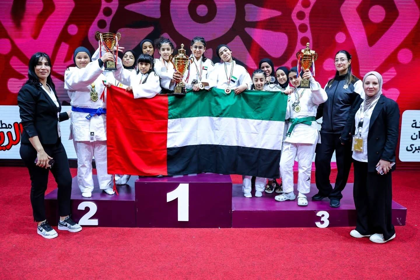البطلات على منصة التتويج في البطولة العربية للجودو