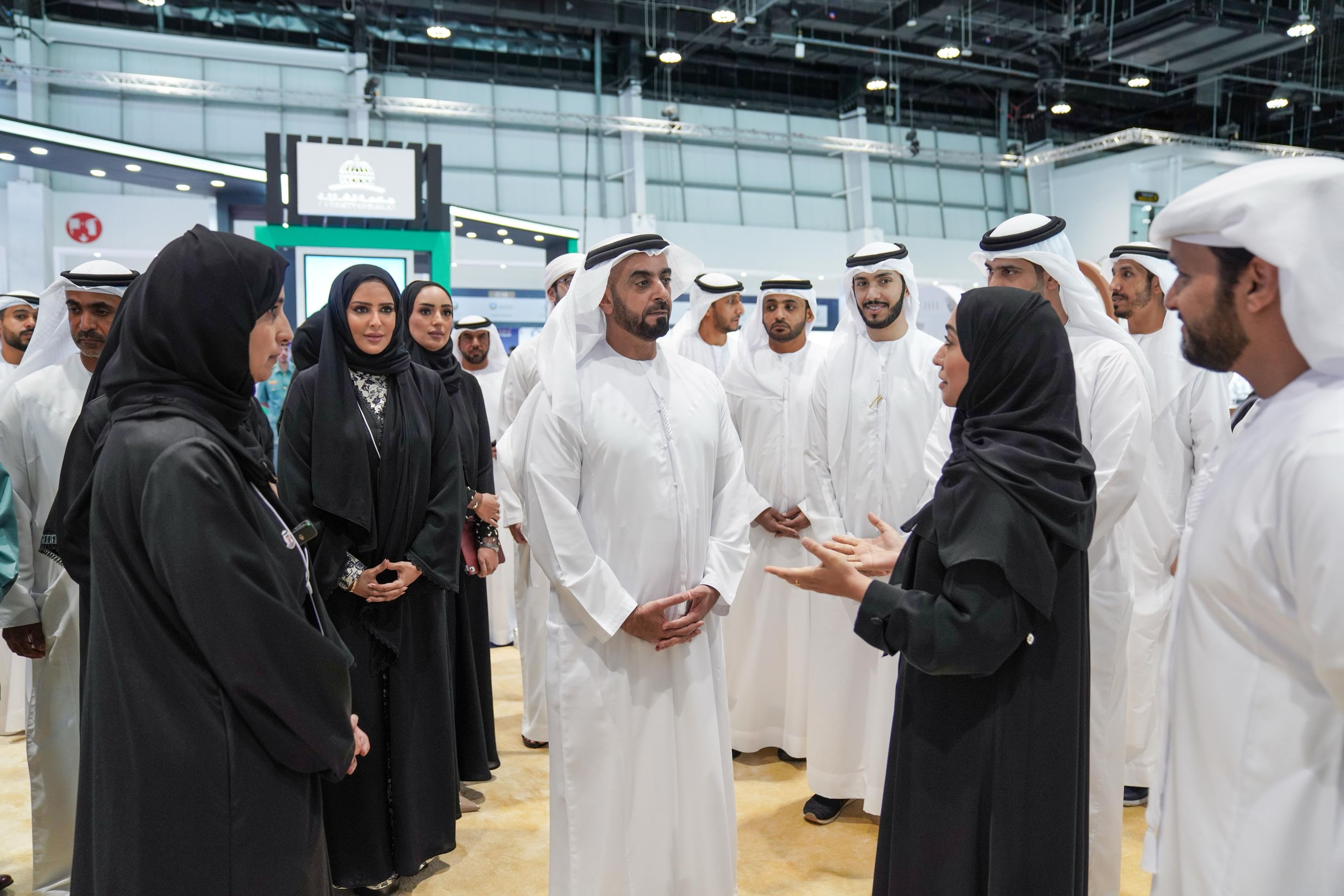 سيف بن زايد: التعليم والاستدامة المعرفية حجرا الأساس في بناء مجتمع متماسك