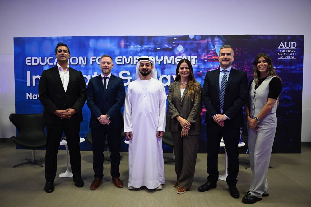 برامج في الألعاب الإلكترونية والذكاء الاصطناعي في الإمارات