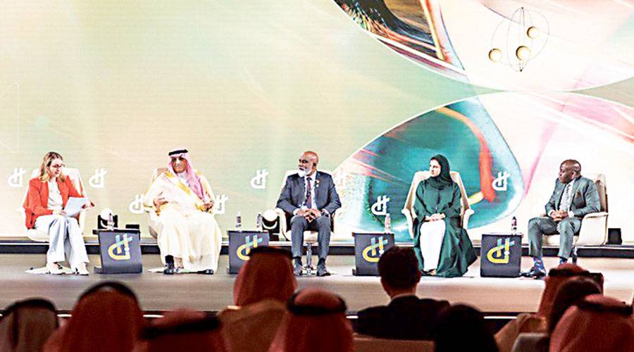 سارة الأميري: الإمارات رائدة في استشراف مستقبل التعليم