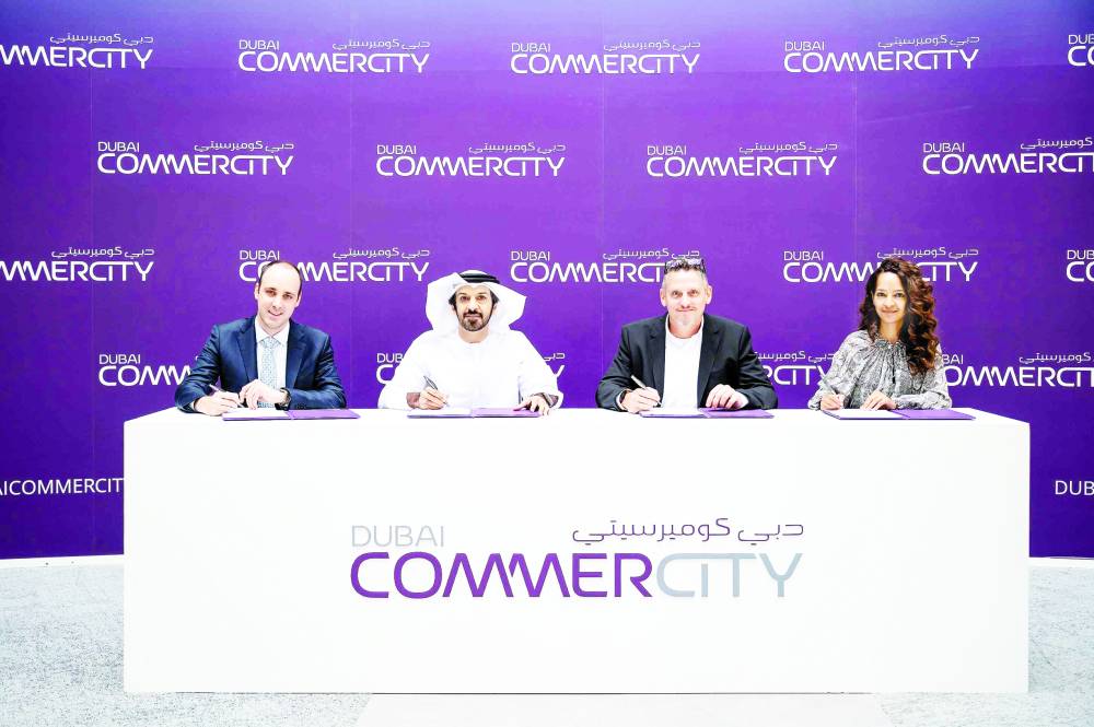 خلال توقيع الشراكة