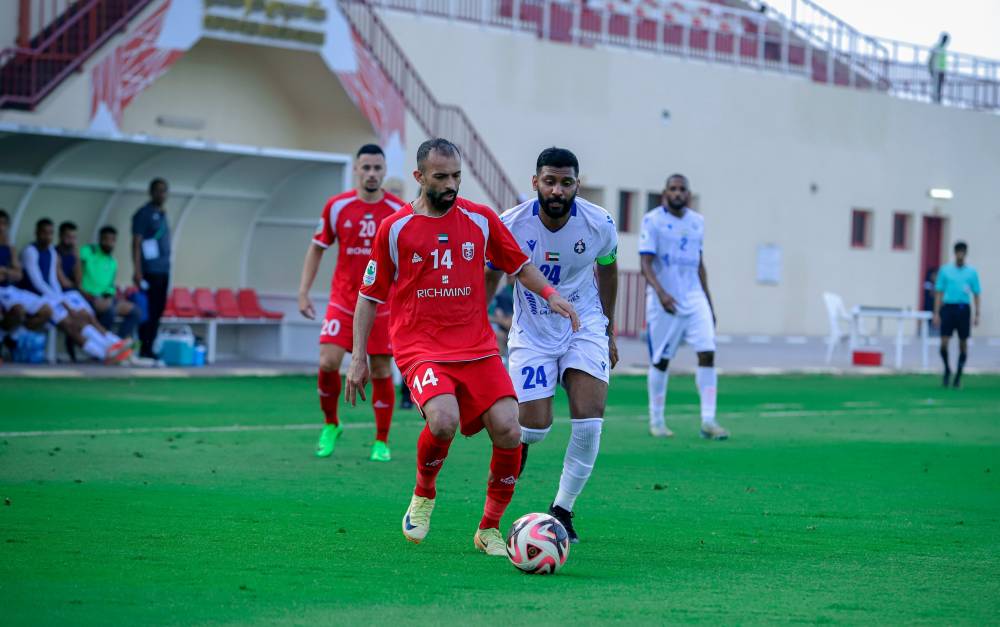 من مباريات دوري الأولى