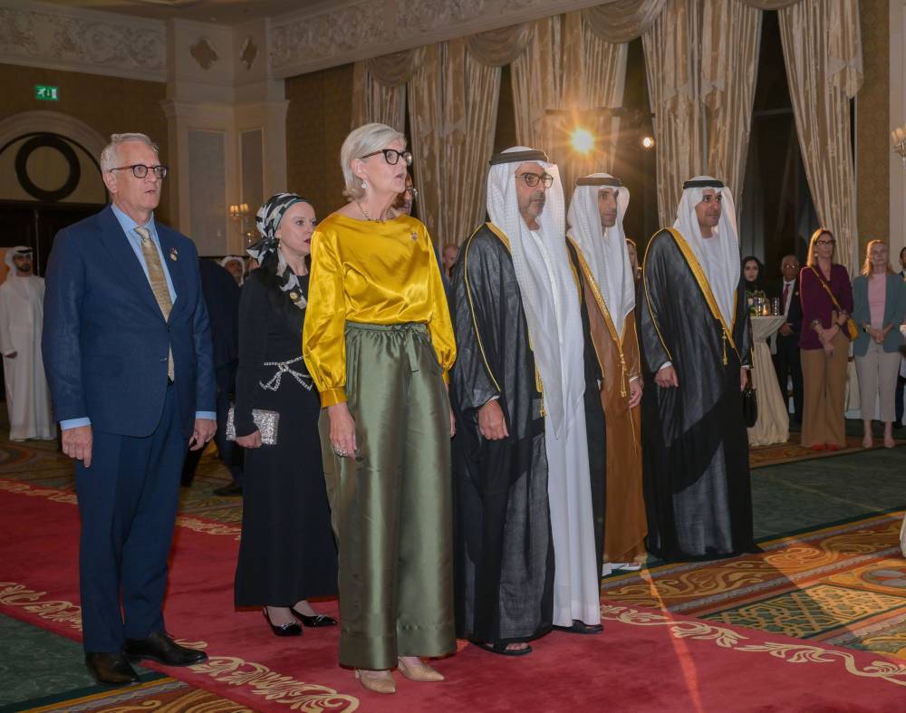 حامد بن زايد يحضر حفل السفارة الأسترالية