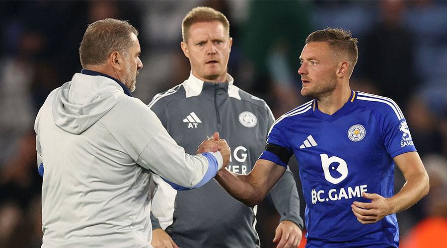 فاردي يستبعد اللعب لريكسهام لسبب غريب
