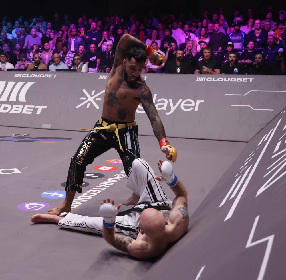 من منافسات سابقة