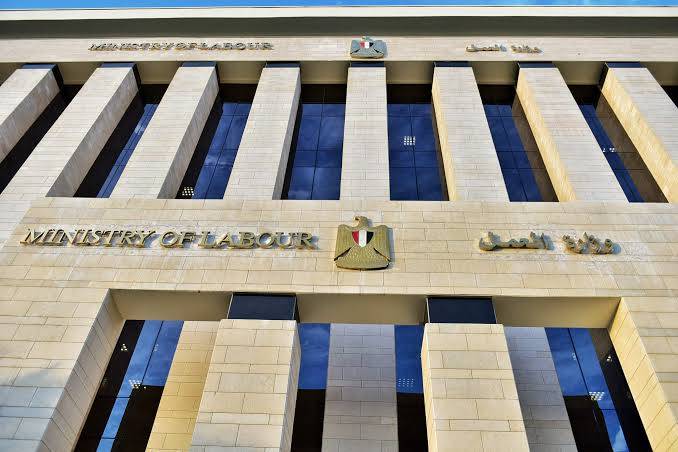 1500 جنيه منحة للعمالة غير المنتظمة في مصر بمناسبة عيد العمال