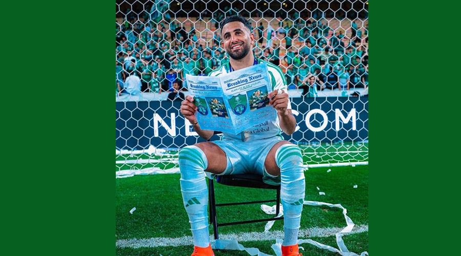 بعد الوعد.. محرز يُشعل إكس بتغريدته بصورة من العام الماضي ورد فعل الجماهير