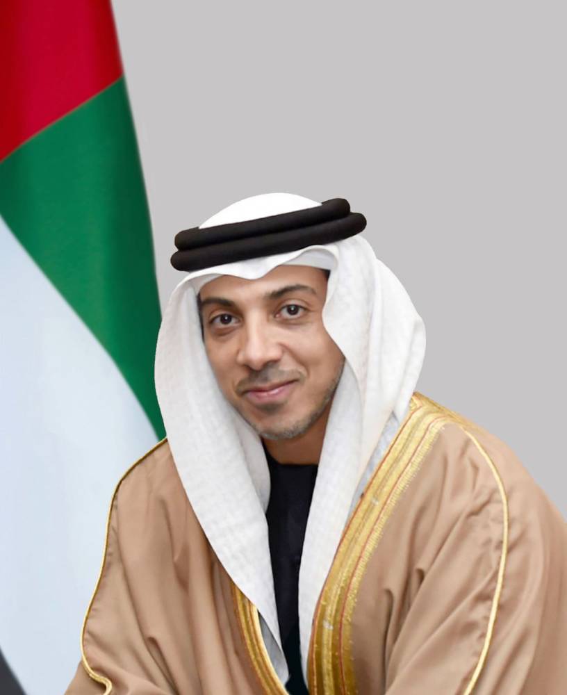 منصور بن زايد: قواتنا المسلحة جدار شامخ وسد منيع لحماية الوطن