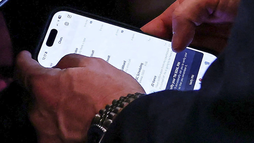 على غرار فضيحة سيغنال.. خرق أمني جديد يضرب إدارة ترامب