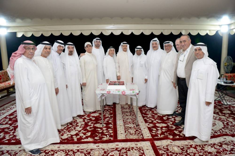 محمد وإسماعيل القرقاوي يتوسطان حضور الحفل