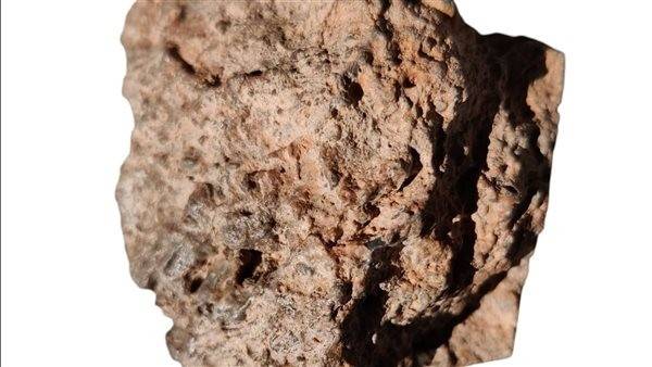 اكتشاف نيزك قمري غامض في الأردن.. ما القصة؟