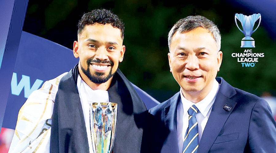 كايو أفضل لاعب في دوري الأبطال