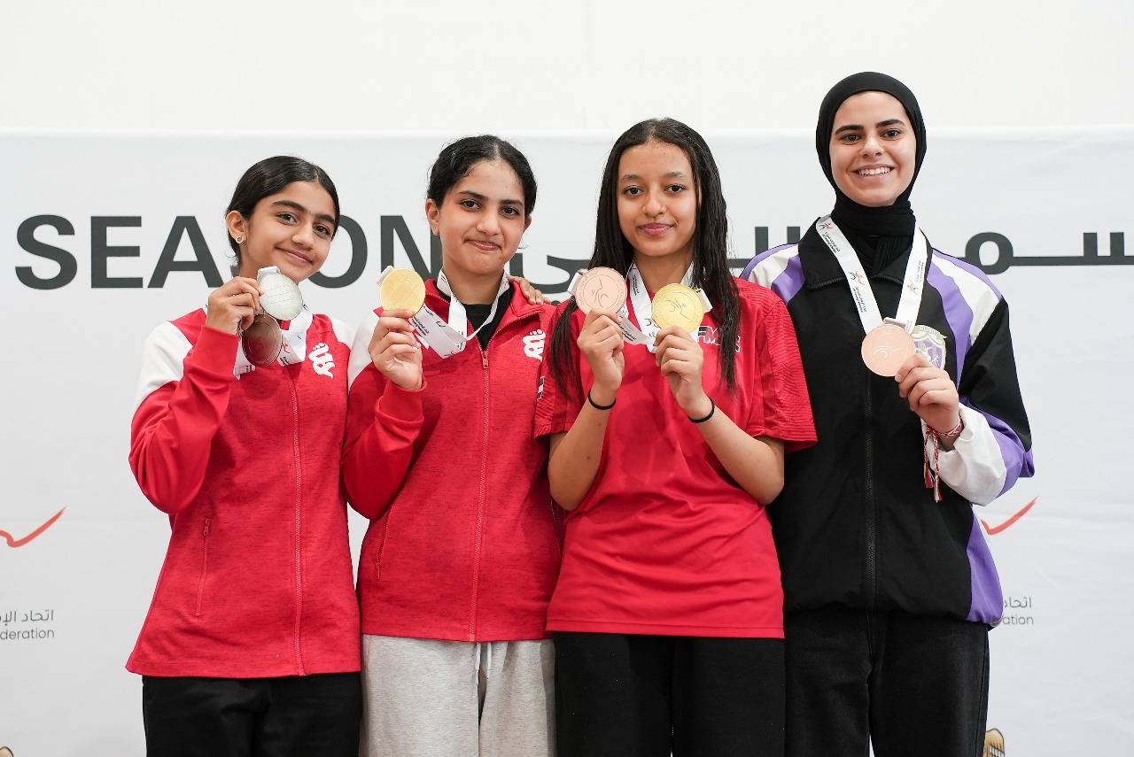 «الشارقة الرياضي للمرأة» يتألق في بطولة الاتحاد للمبارزة