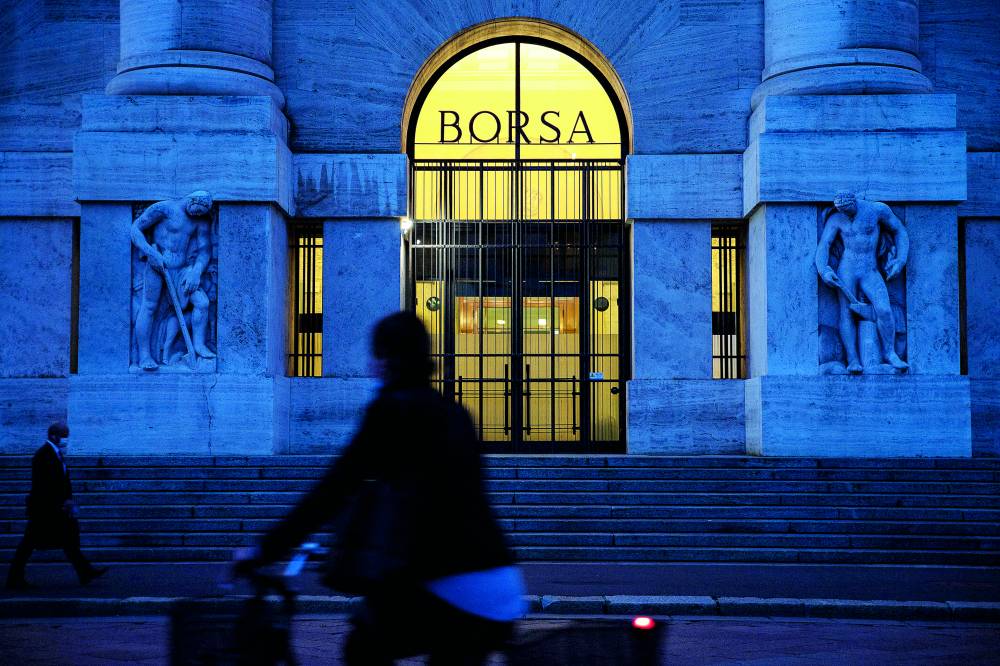 متأثرة بتراجع جوليوس باير.. أسهم أوروبا تتخلى عن أعلى مستوياتها في شهرين