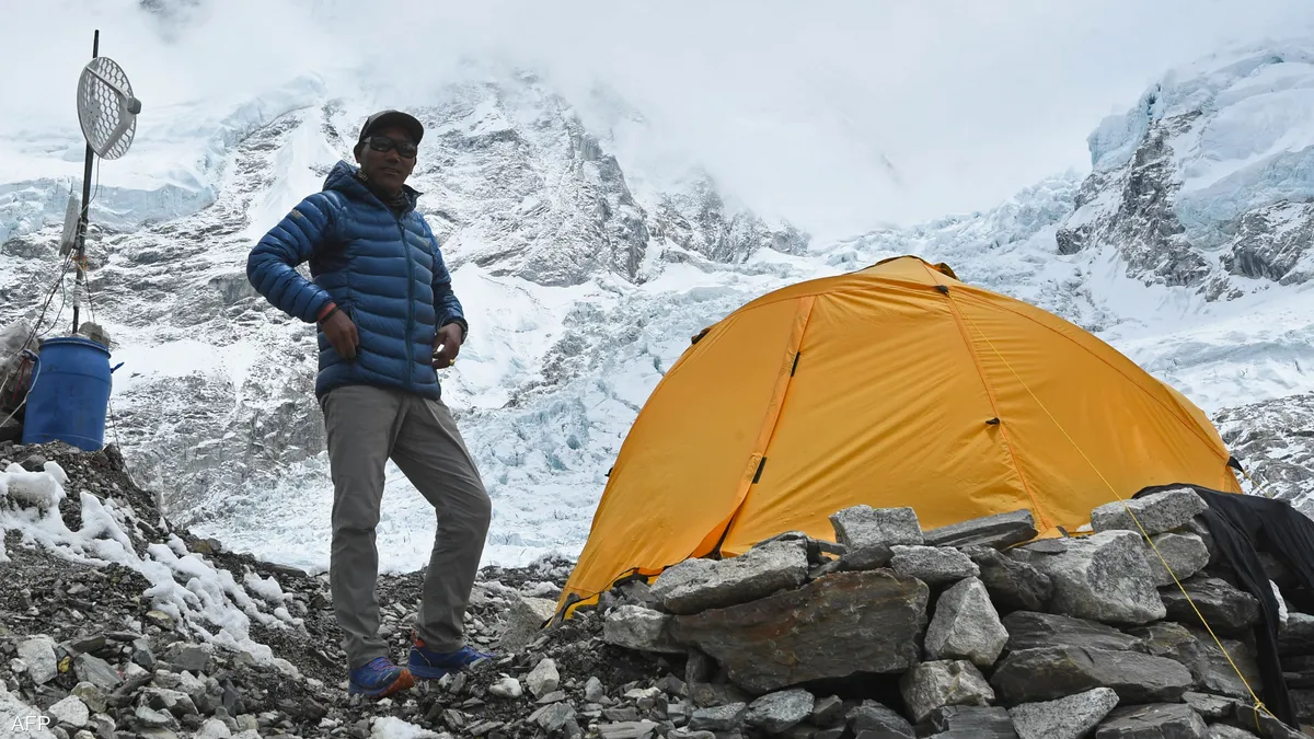 كامي ريتا شيربا