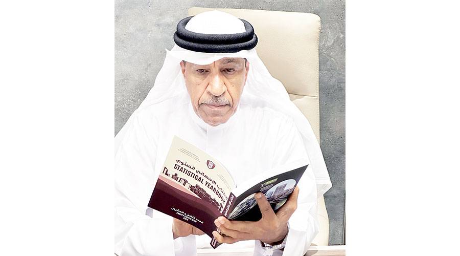 إبراهيم سعد متحدثاً عن الكتاب الإحصائي