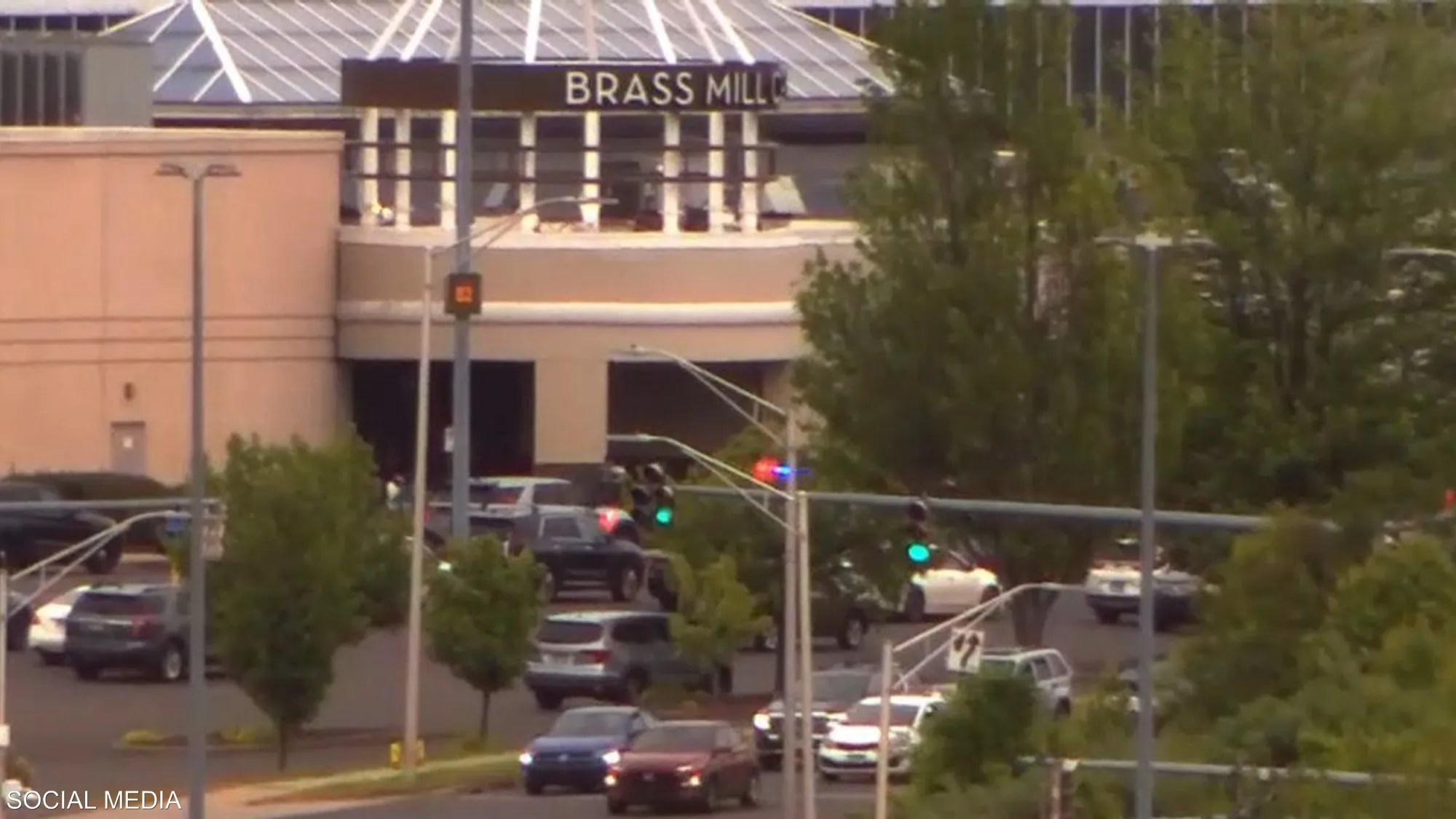 إطلاق نار داخل مركز تسوق بولاية كونيتيكت الأمريكية.. وإصابة خمسة أشخاص