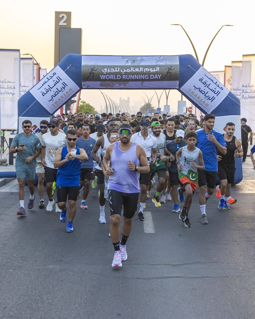 نجاح مميز لليوم العالمي للجري بالشارقة بمشاركة 600 متسابق