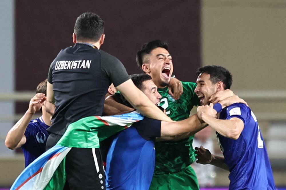 احتفالات أوزبكستان بالصعود للمونديال