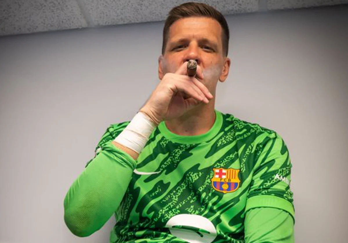 «مدخن السجائر» يكسر قواعد فليك الصارمة في برشلونة