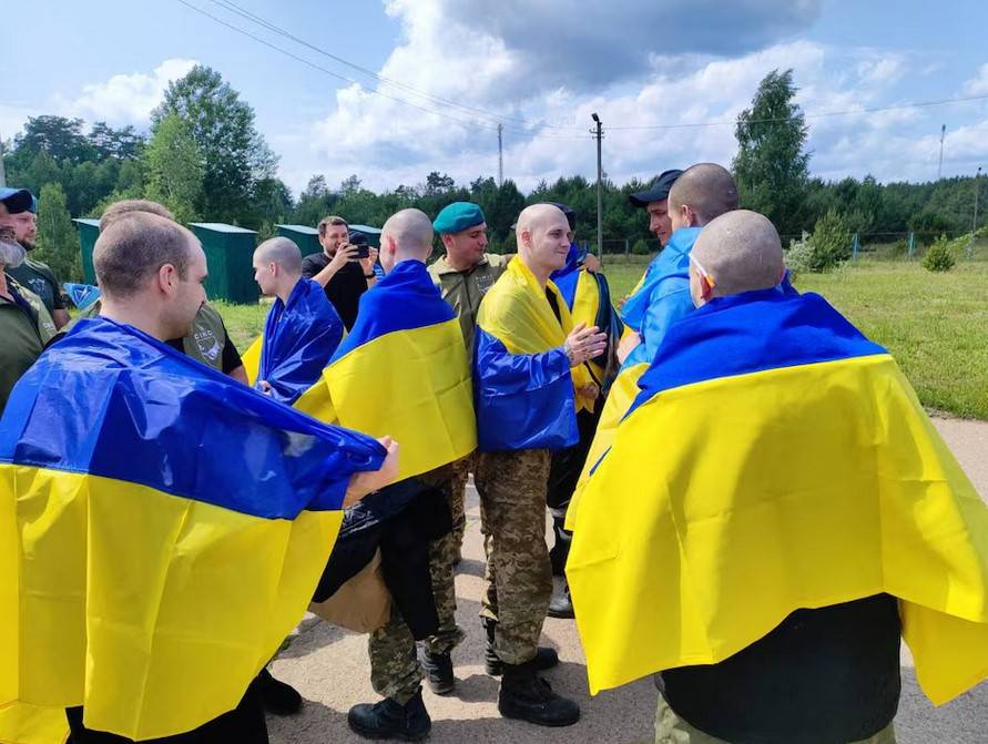 تبادل تاريخي للأسرى بين روسيا وأوكرانيا