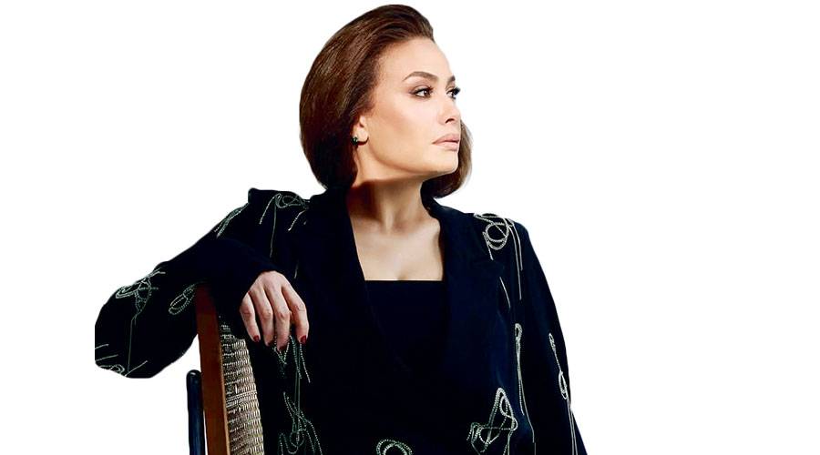 هند صبري تستعد لـ «عسل أحمر»