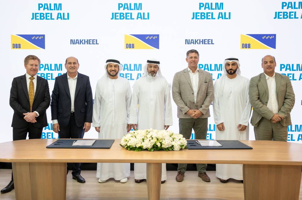 بـ 750 مليون درهم.. «نخيل» تمنح 3 عقود للبنية التحتية في نخلة جبل علي