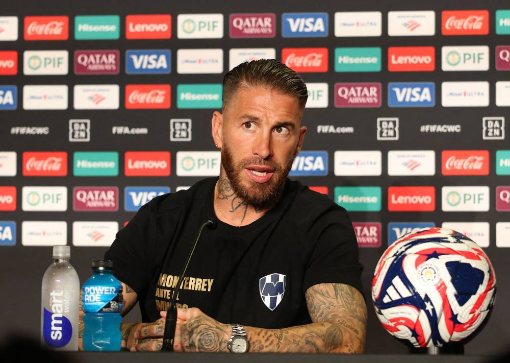 راموس يتحدث في المؤتمر الصحفي 