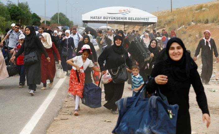 مليونا سوري عادوا إلى مناطقهم الأصلية منذ انتهاء حكم الأسد