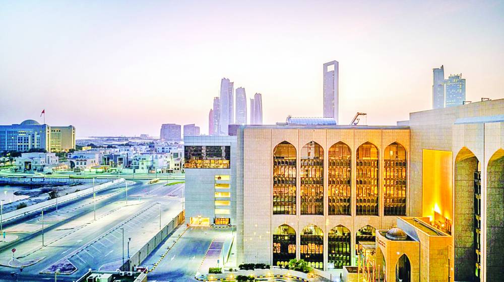 18 مليار درهم قروضاً استهلاكية في الإمارات بالربع الأول