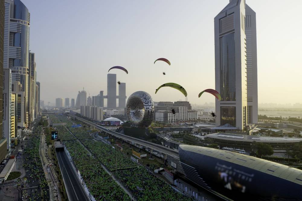 عدد سكان دبي يزيد 100 ألف نسمة في النصف الأول