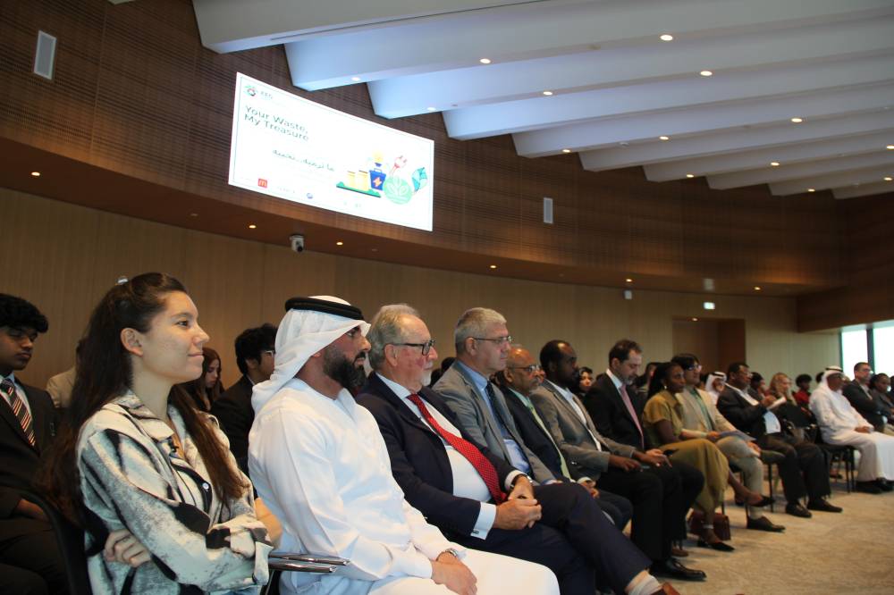 «الإمارات للبيئة» تدعم الاقتصاد الدائري بحوار رائد عن تثمين النفايات