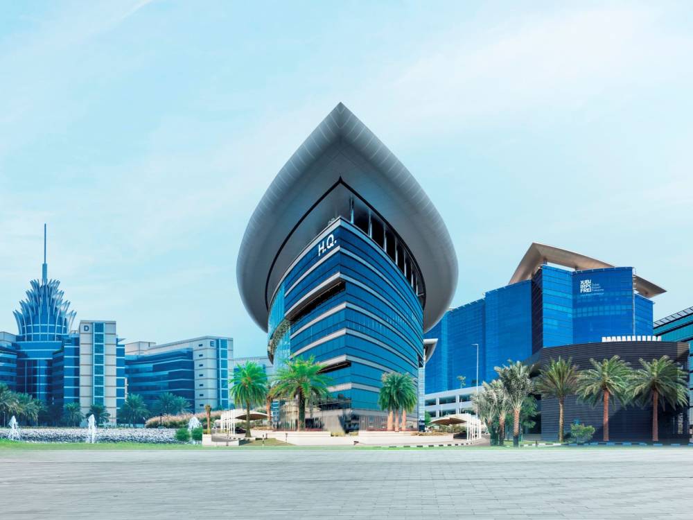 أحمد بن سعيد يعتمد تعيينات جديدة في مناصب قيادية عليا ضمن «دييز»