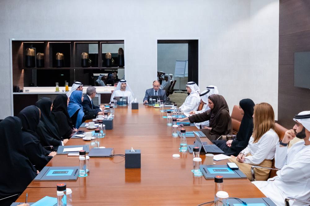 «دبي للرقابة المالية» يطور الأداء المؤسسي للشركاء