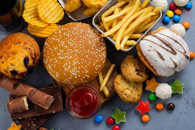 تخلص من القاتل الصامت.. الدهون المتحولة تدمّر شرايينك دون أن تشعر