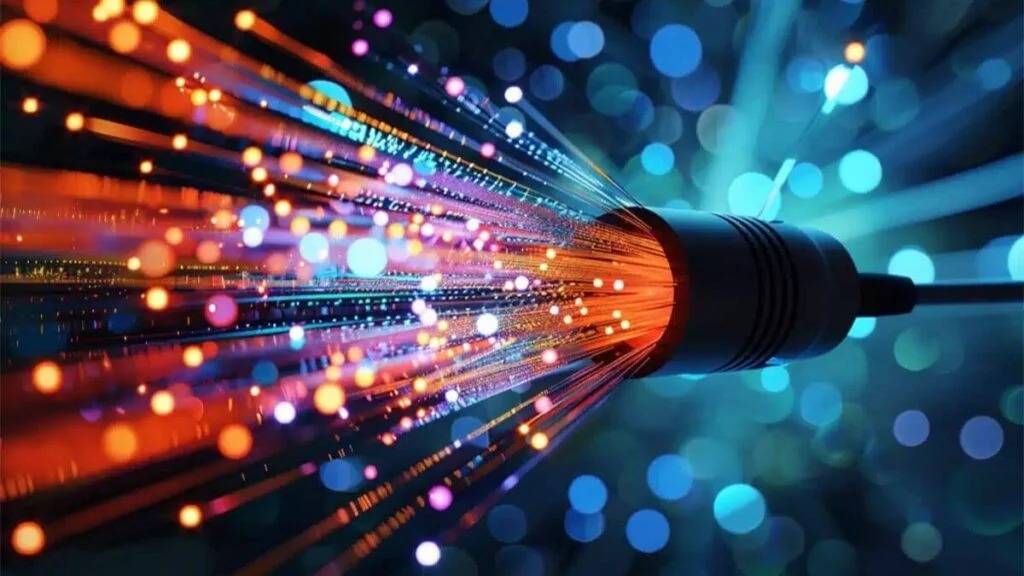 ثورة الإنترنت تبدأ من اليابان.. تقنية تنقل البيانات بسرعة مليون غيغابايت في الثانية