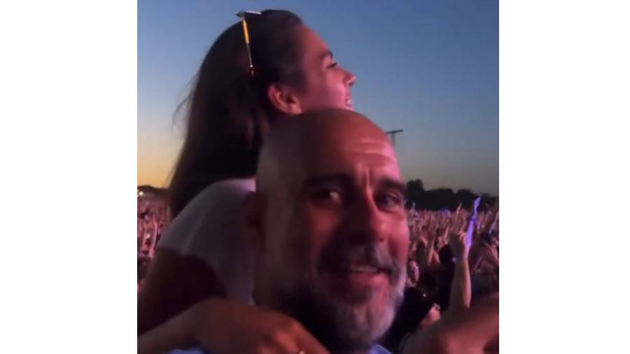 غوارديولا مع ابنته ماريا