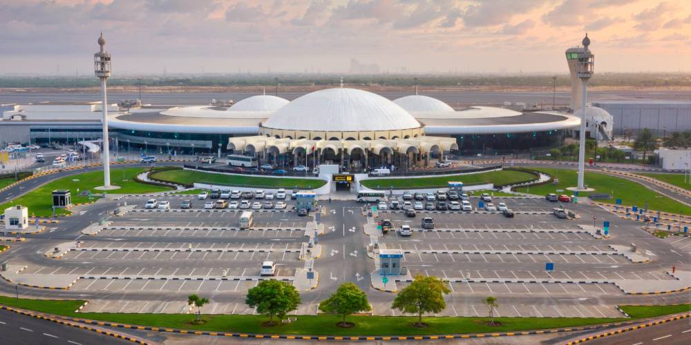 مطار الشارقة